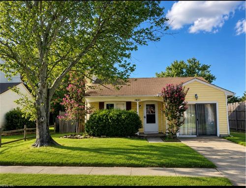 1933 Aquamarine Dr, Virginia Beach, VA, 23456-1363 | Card Image