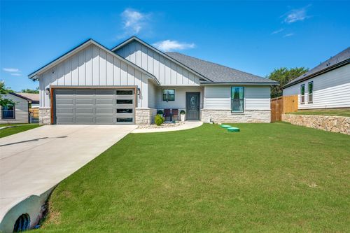2404 Beverly Dr, Granbury, TX, 76048-6473 | Card Image