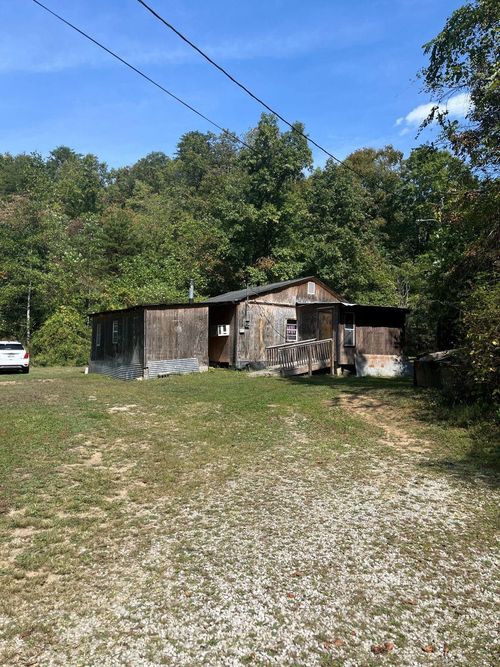 520 Fryer Holw, Rush, KY, 41168-8970 | Card Image