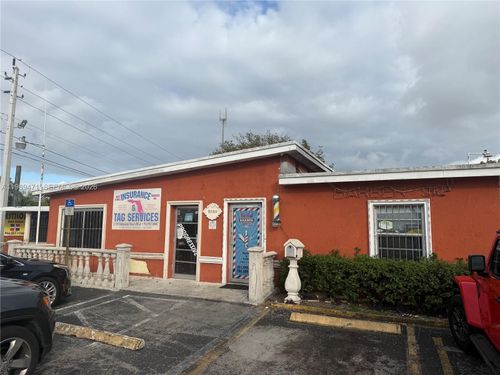 5720 W Hallandale Beach Blvd, WEST PARK, FL, 33023-5205 | Card Image