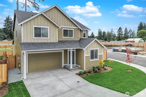 18305 37th Ave E, Tacoma, WA, 98446 | Card Image