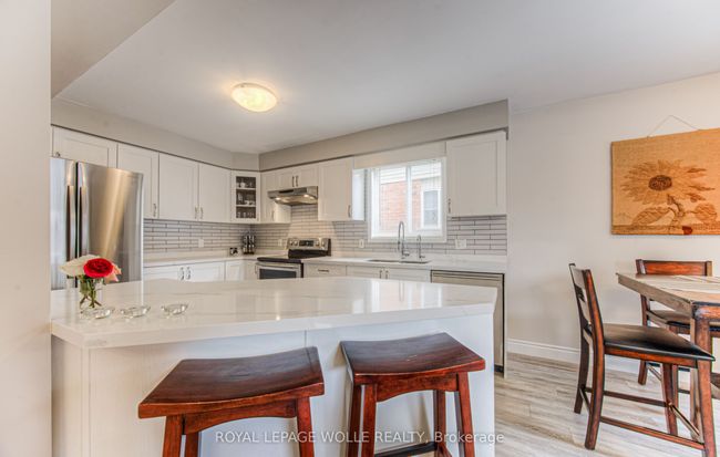 732 Grand Banks Dr, House other with 3 bedrooms, 4 bathrooms and 1 parking in Waterloo ON | Image 13