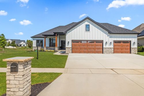 5016 Trey Blvd, Champaign, IL, 61822-3367 | Card Image