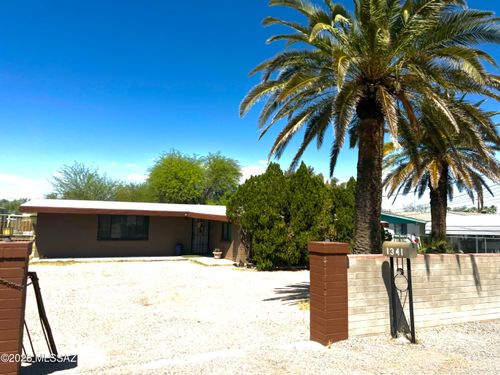 1341 E Bilby Road, Tucson, AZ, 85706 | Card Image