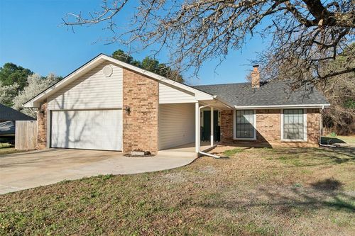 3881 Wild Canary Dr, Choctaw, OK, 73020-5971 | Card Image