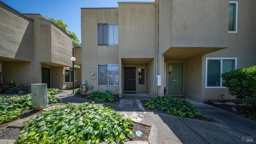 3092 Yulupa Avenue, Santa Rosa, CA, 95405 | Card Image