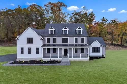 124 Meadow Rd, Bolton, MA, 01740 | Card Image