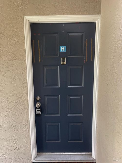 apt-h-1995 Barrymore Cmn, Fremont, CA, 94538-2388 | Card Image