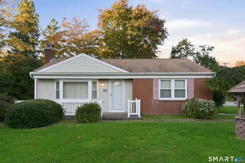 37 Colchester Avenue, East Hampton, CT, 06424 | Card Image