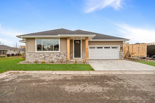 1242 Willowbrook Cir, Delano, MN, 55328-4401 | Card Image