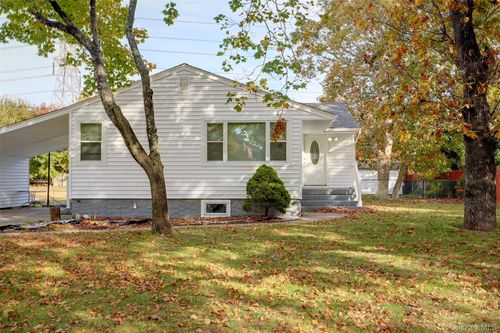 98 Eastwood Blvd, Centereach, NY, 11720-2735 | Card Image