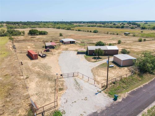559 County Road 173, Bangs, TX, 76823-4039 | Card Image