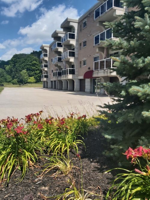 201-85 William St N, Walkerton, ON, N0G2V0 | Card Image