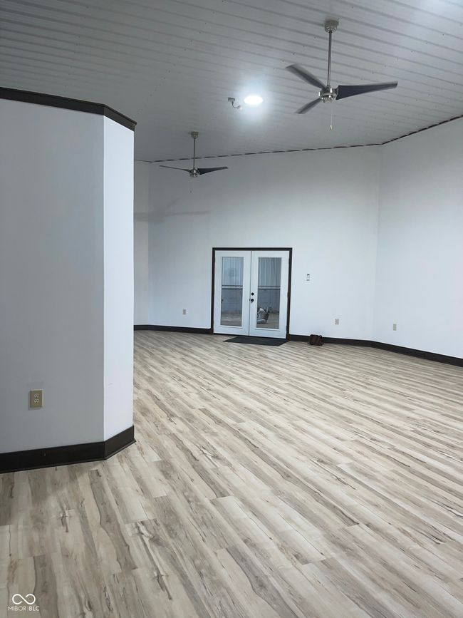 140 N Ohio St, Home with 0 bedrooms, 0 bathrooms and null parking in Martinsville IN | Image 8