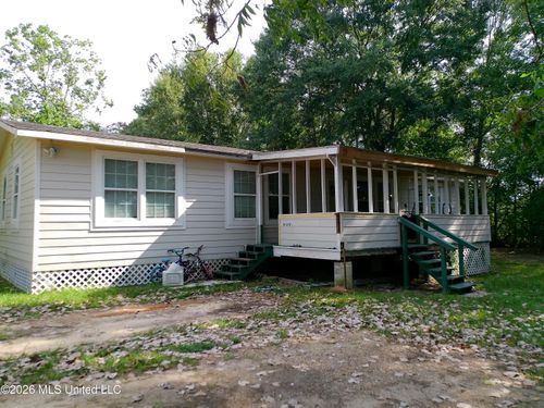 1645 Coy Ave, Wiggins, MS, 39577-9209 | Card Image