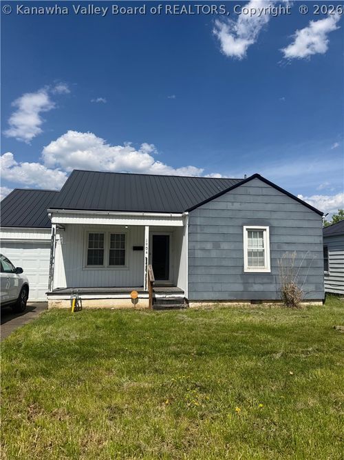 1904 Kanawha Ter, Saint Albans, WV, 25177-3823 | Card Image