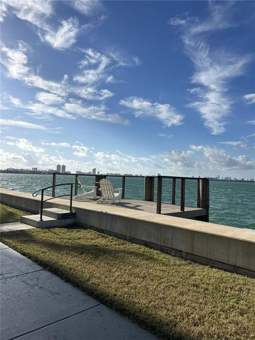 apt-7-1990 Bay Dr, Miami Beach, FL, 33141-4442 | Card Image
