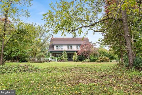 1853 Flowing Springs Rd, CHARLES TOWN, WV, 25414-5876 | Card Image