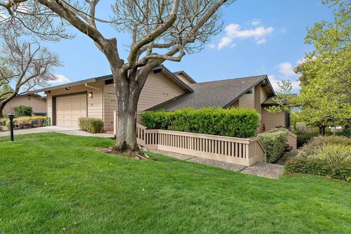 19 Susan Gale Ct, Menlo Park, CA, 94025-6684 | Card Image