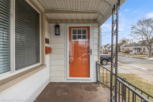 960 White Ave, Lincoln Park, MI, 48146-2770 | Card Image