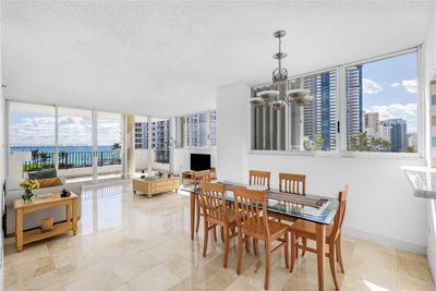 901 - 6422 Collins Ave, Condo with 2 bedrooms, 2 bathrooms and null parking in Miami Beach FL | Image 1