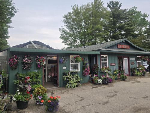 E2076 King Road, Farmington, WI, 54981 | Card Image