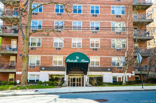 6a-16 Lake St, White Plains, NY, 10603-3838 | Card Image