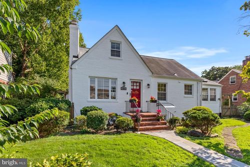 4803 Westway Dr, BETHESDA, MD, 20816-1729 | Card Image