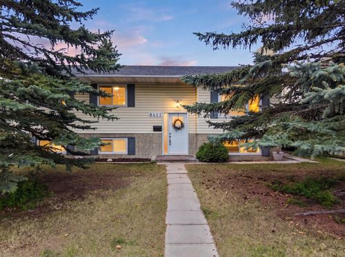 8411 Silver Springs Rd Nw, Calgary, AB, T3B4A6 | Card Image