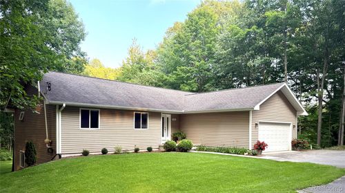 4464 Prouty Rd, Traverse City, MI, 49686-8041 | Card Image