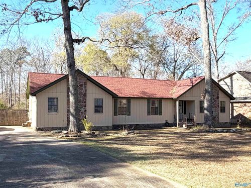 204 Seville Ln, Rainbow City, AL, 35906-6642 | Card Image