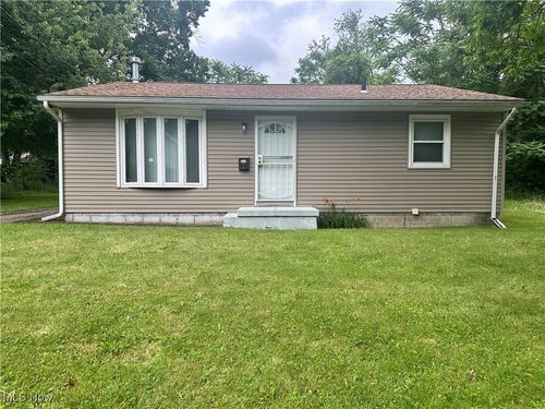 1117 Katherine Ave, Youngstown, OH, 44505-3306 | Card Image