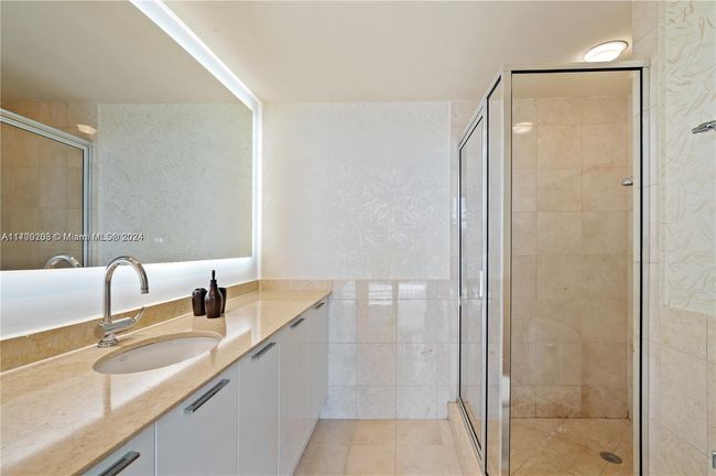 APT-2601 - 18911 Collins Ave, Condo with 4 bedrooms, 6 bathrooms and null parking in Sunny Isles Beach FL | Image 28