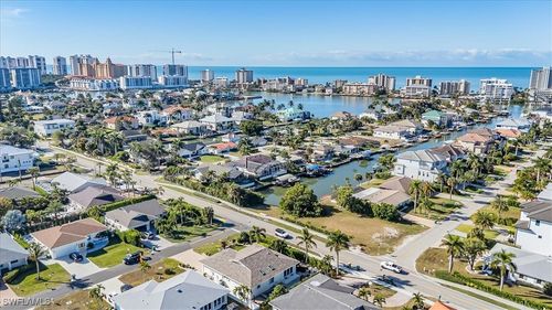 507 99th Ave N, Naples, FL, 34108-2227 | Card Image