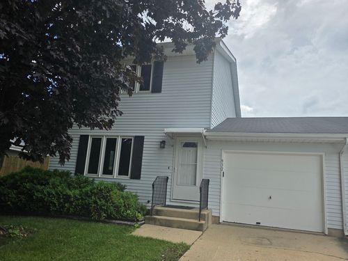 932 Manchester Ct, South Elgin, IL, 60177-1446 | Card Image