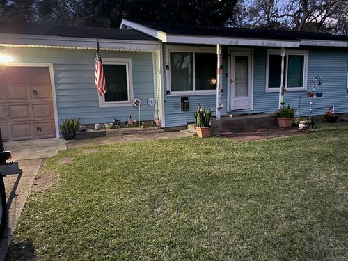 2508 N Houston Dr, La Marque, TX, 77568-4827 | Card Image