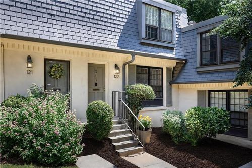 122 Woodmere Sq Nw, Atlanta, GA, 30327-5003 | Card Image