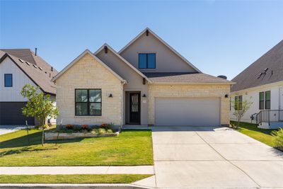 504 Alava Way, House other with 3 bedrooms, 2 bathrooms and 4 parking in Liberty Hill TX | Image 2