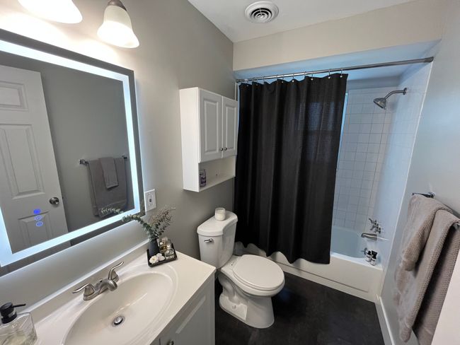 APT-7 - 2639 Columbia Rd, Condo with 1 bedrooms, 1 bathrooms and null parking in Berkley MI | Image 8
