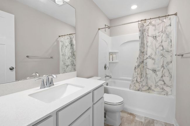Second floor full bath | Image 22