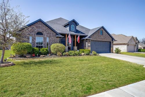 2004 Hill Crest Ct, Weatherford, TX, 76086-1155 | Card Image