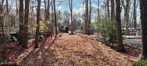 130 Stag Run, Milford, PA, 18337-4143 | Card Image