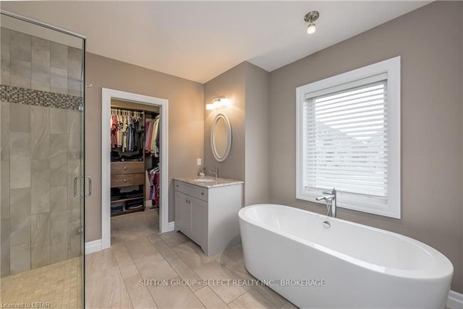 421 Bradwell Chase, House other with 4 bedrooms, 0 bathrooms and 6 parking in London ON | Image 29