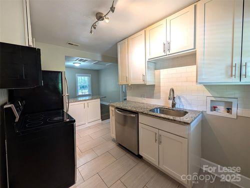 apt-2-2638 Druid Hills Way, Charlotte, NC, 28206-2161 | Card Image