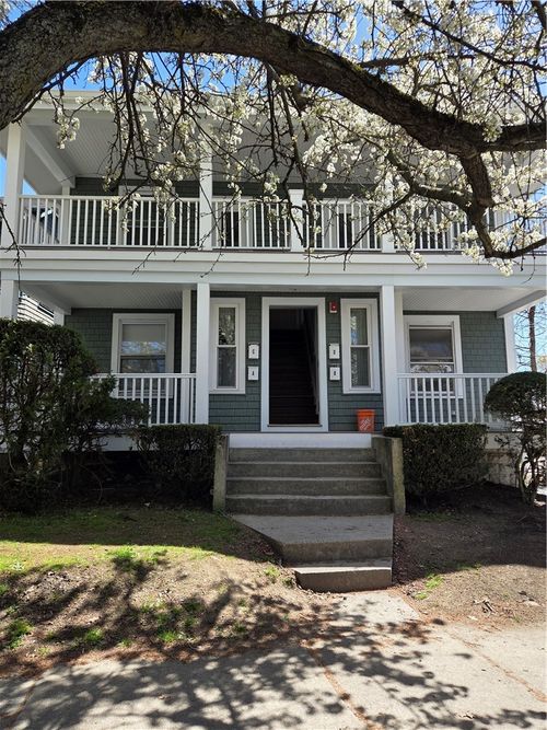 d-439 Broadway Street, Newport, RI, 02840 | Card Image