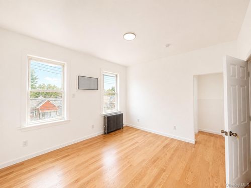 2-6923 59th Rd, Maspeth, NY, 11378-2919 | Card Image
