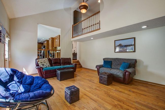 Living Room | Image 19
