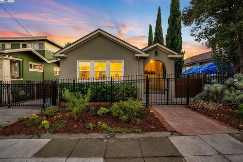 5431 Ygnacio Ave, Oakland, CA, 94601-5537 | Card Image