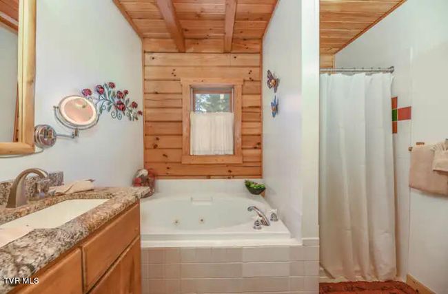 3831 Glenview Way, House other with 3 bedrooms, 3 bathrooms and null parking in Sevierville TN | Image 21