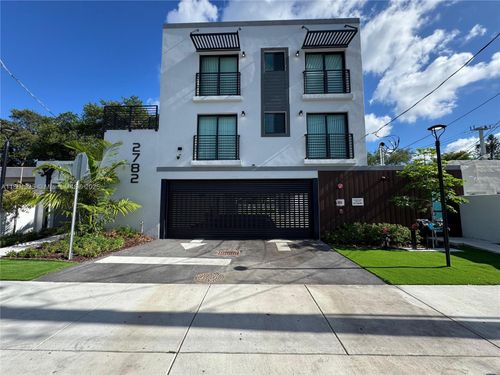 2-2782 Nw 46th St, Miami, FL, 33142-3518 | Card Image